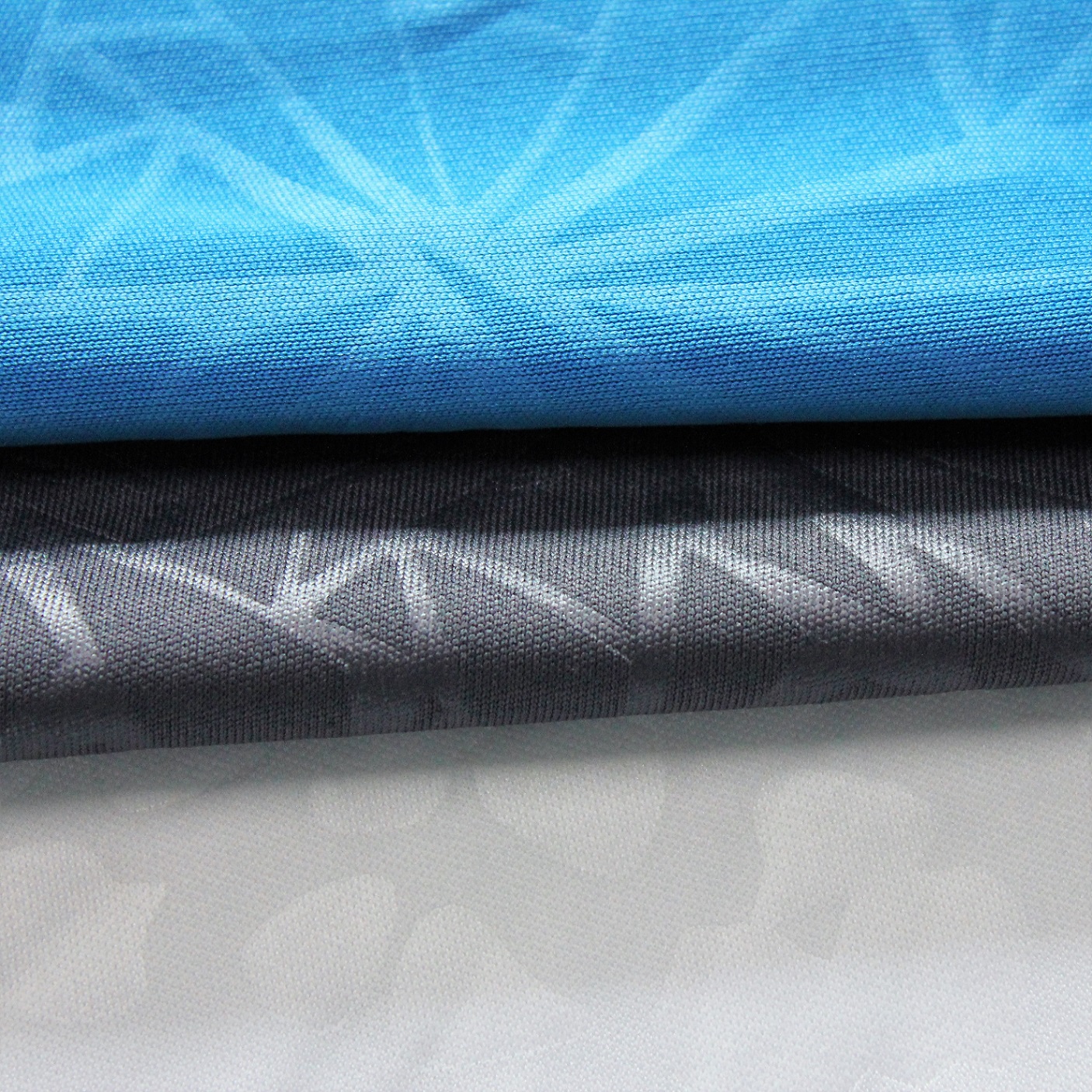 全涤压花棉毛布